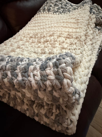 Jetée (couverture) beige/grise